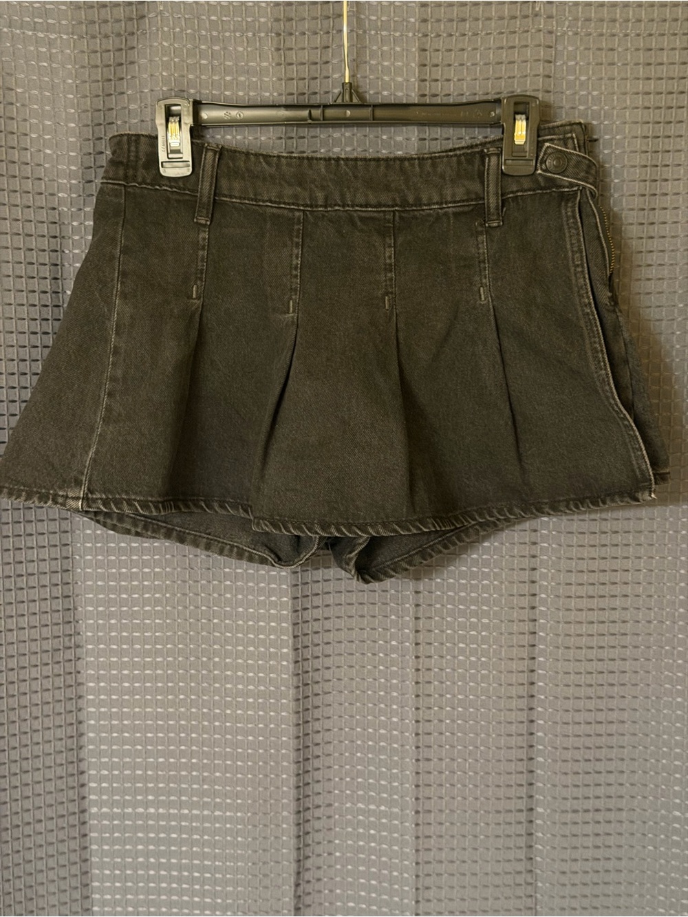 We The Free Black Pleated Skort-Style Denim Shorts-Skirt